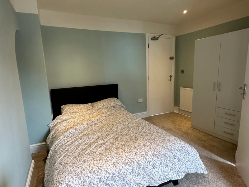 5 BEDROOM WITH ALL ENSUITES AVAILABLE FOR 25/26 - Thumbnail 10